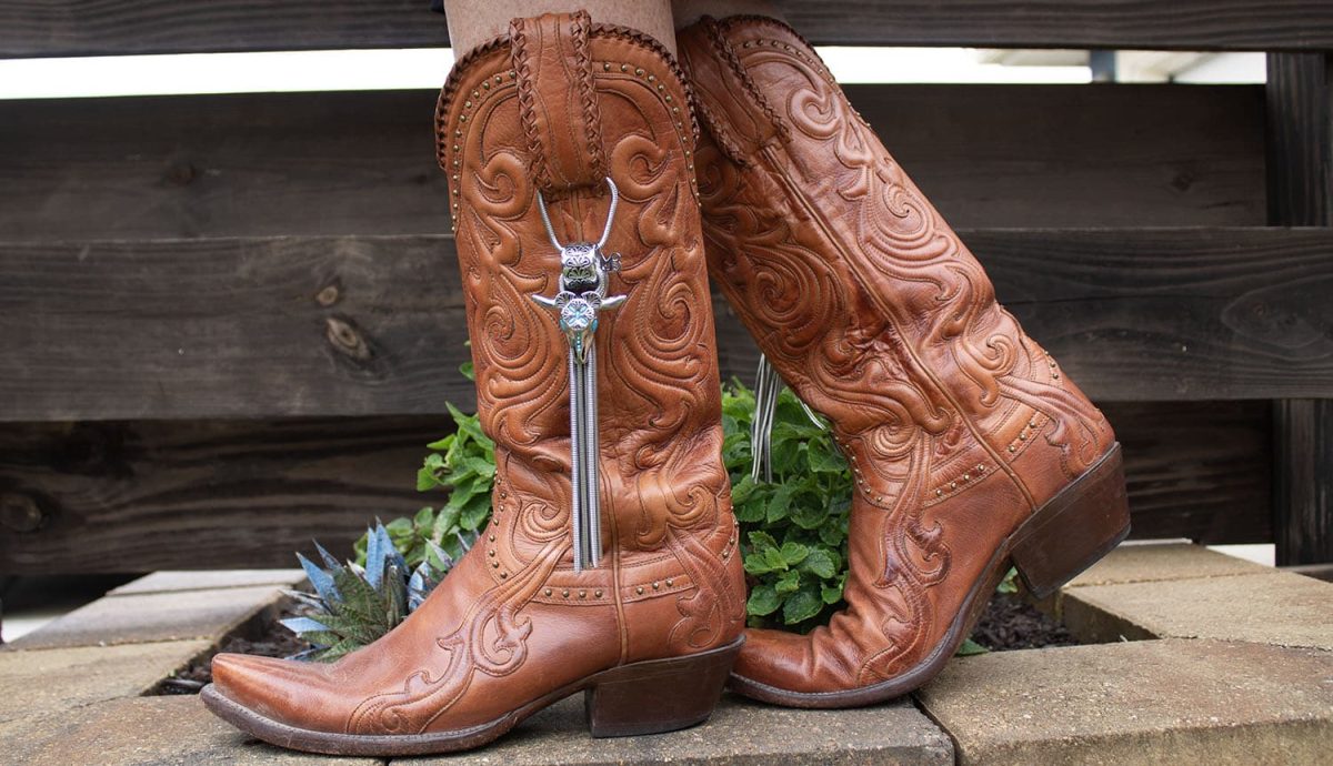 Western Cattle Skull Boot Bola - Image 2